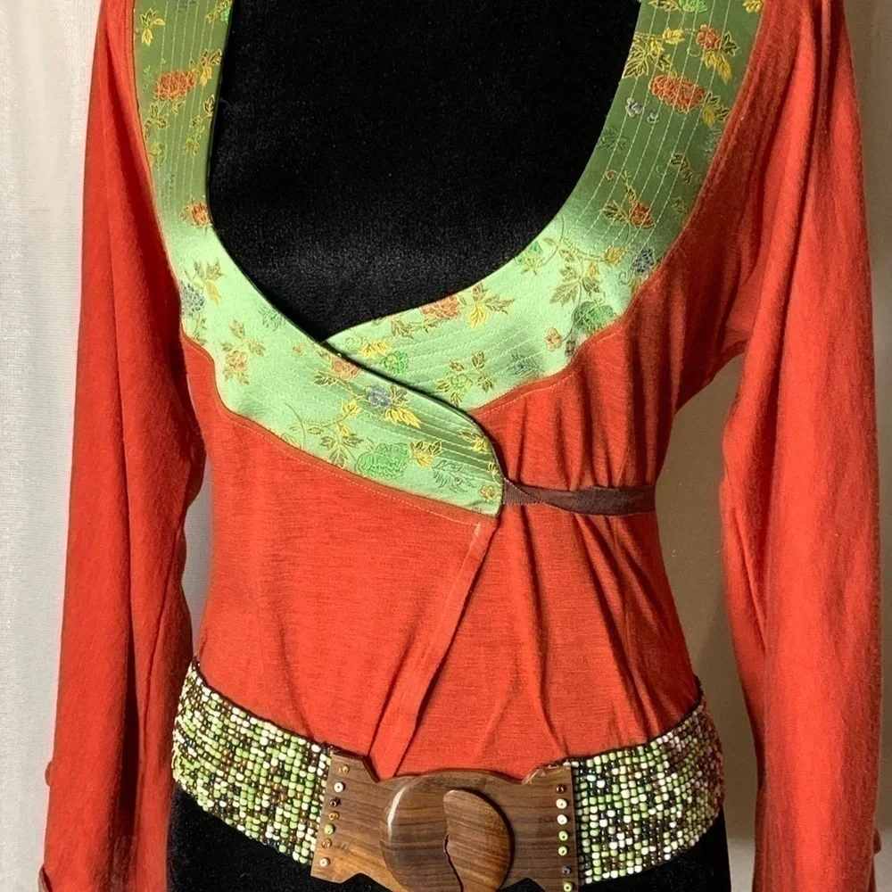 Belt - Handcrafted Beaded 2” Wide Elastic Belt Wood Hook Clasp‌‌‌‌‌‌‌‌‌ - Picture 6 of 6
